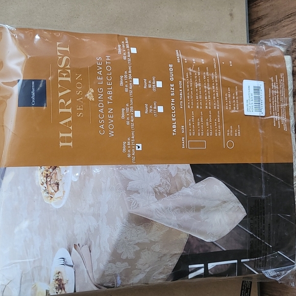 Harvest season Croft&Barrow tablecloth - Picture 6 of 9